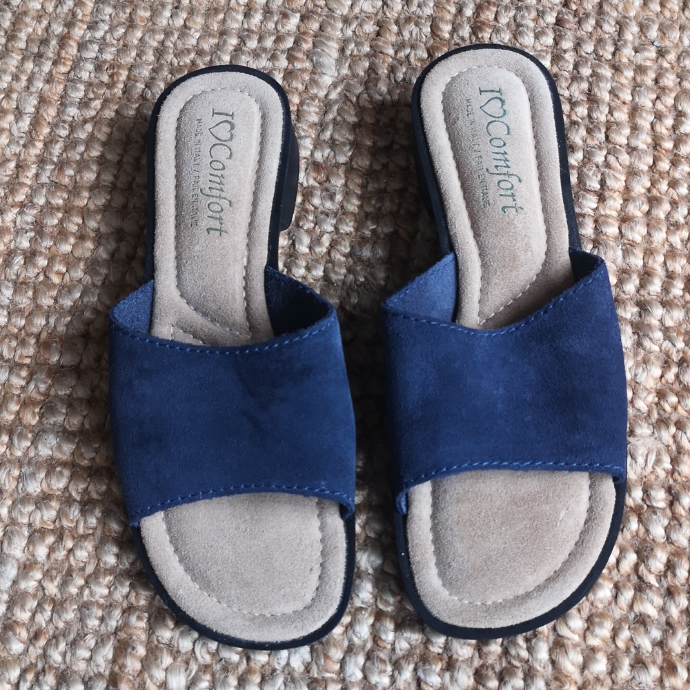 I🩶Comfort Italian-made leather slides
